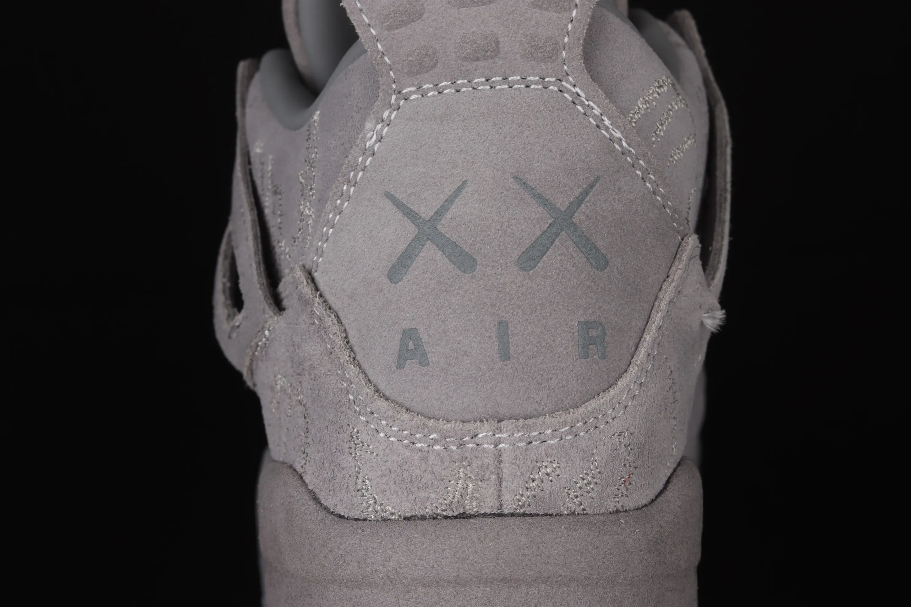 All categories Air Jordan Jordan series basketball shoes Air Jordan 4 G version Kaws x Air Jordan 4 Black AJ4 Luminous suede gray limited edition 930155-003